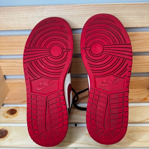 Nike Air Jordan 1 Low White/Red Shoes 4.5Y/6 Womens‎ 553560-163 Chicago Bulls - Picture 6 of 8